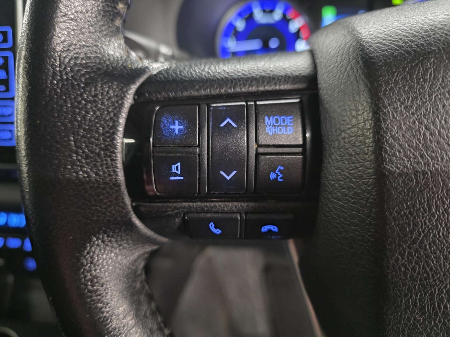 Used Toyota Hilux 2019 for sale - 77604008: Photo 19