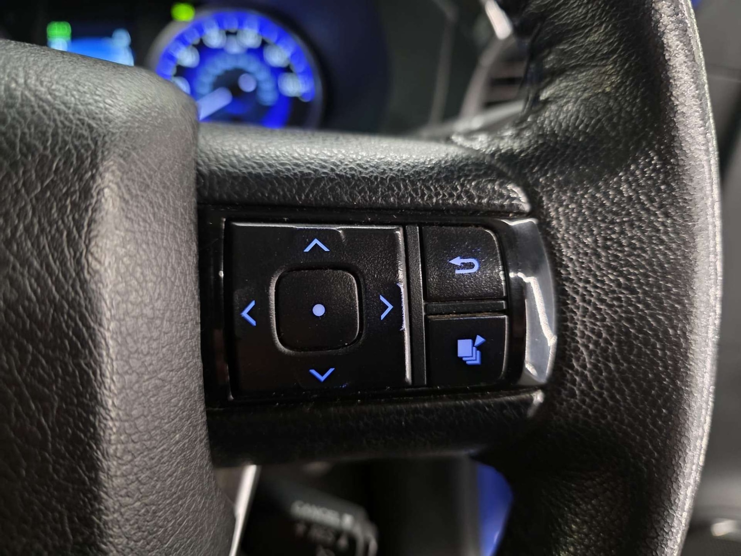 Used Toyota Hilux 2019 for sale - 77604008: Photo 23