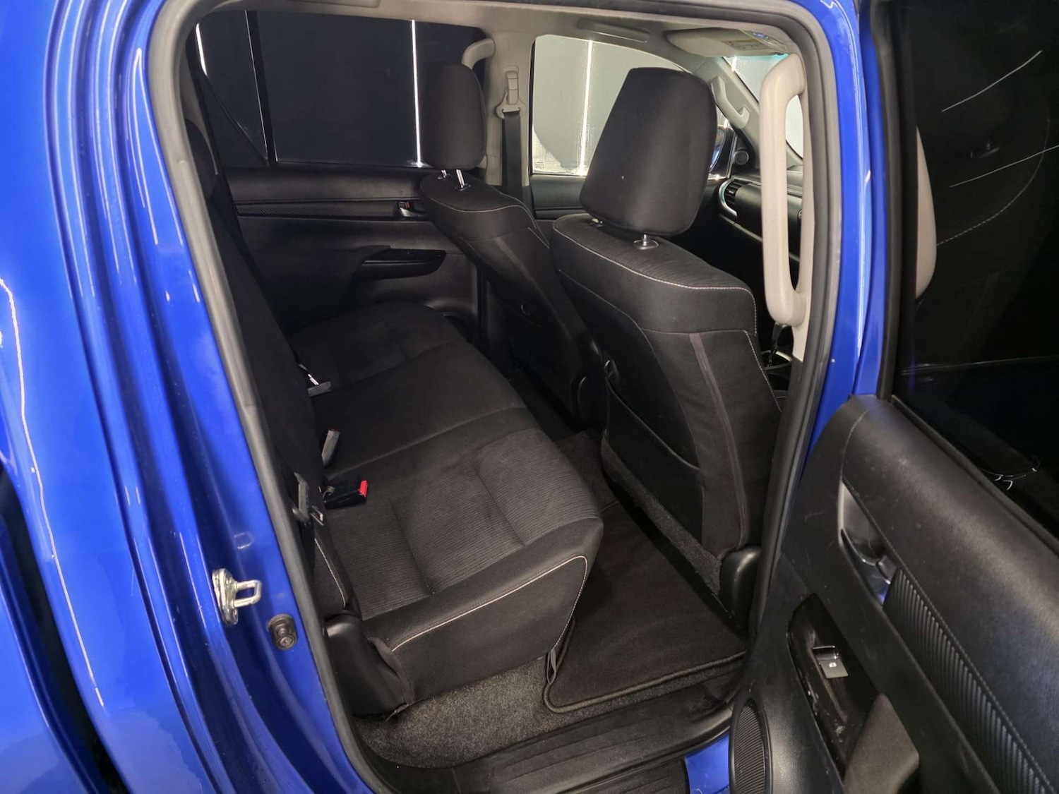 Used Toyota Hilux 2019 for sale - 77604008: Photo 8