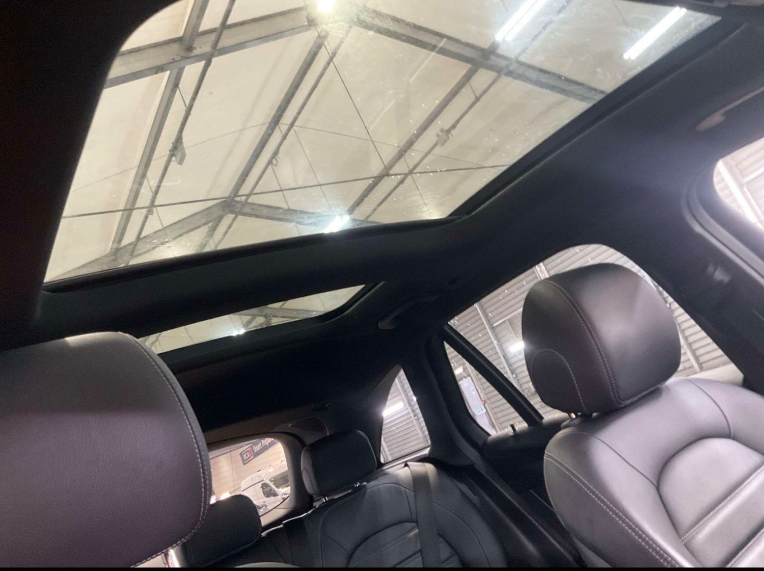 Used Mercedes-Benz GLC 2020 for sale - 77028307: Photo 8