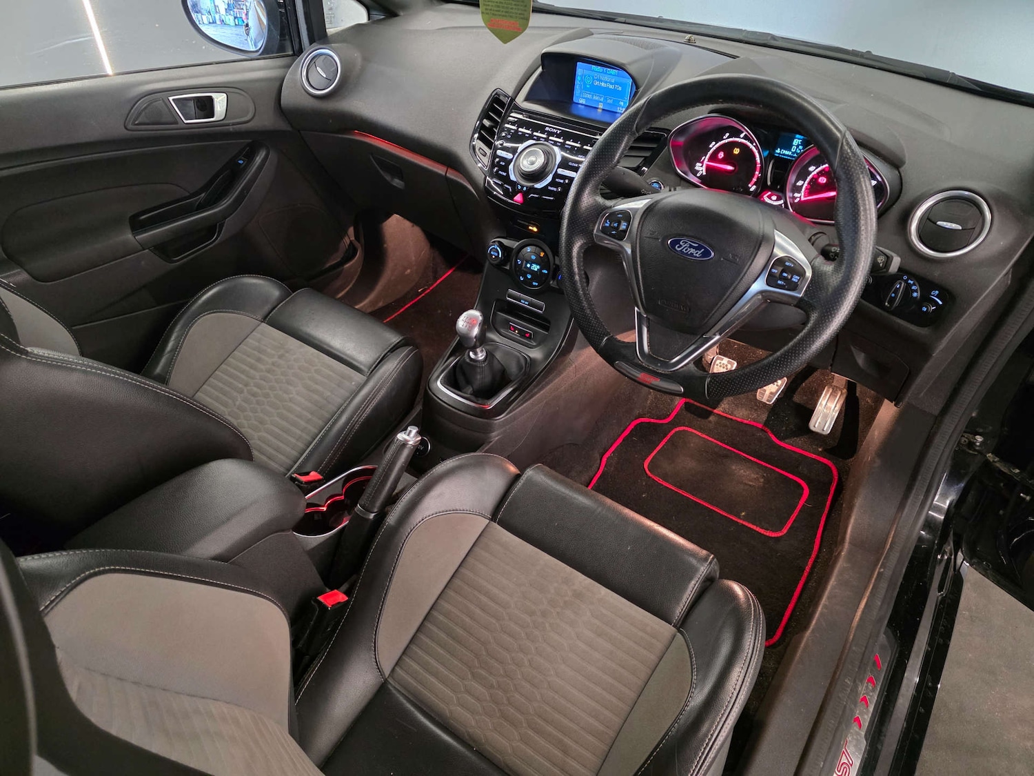 Used Ford Fiesta 2017 for sale - 77872423: Photo 25