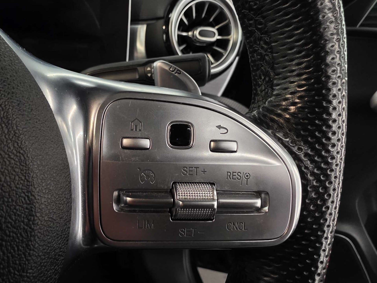 Used Mercedes-Benz A-Class 2019 for sale - 77745570: Photo 13