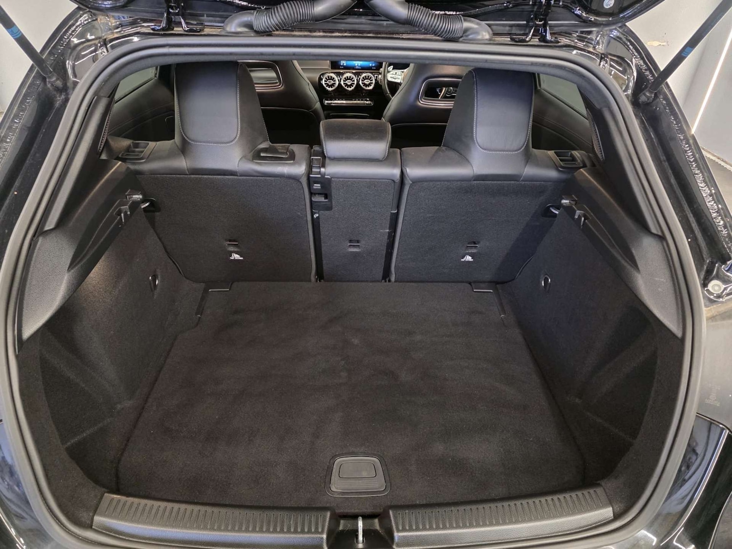 Used Mercedes-Benz A-Class 2019 for sale - 77622829: Photo 10