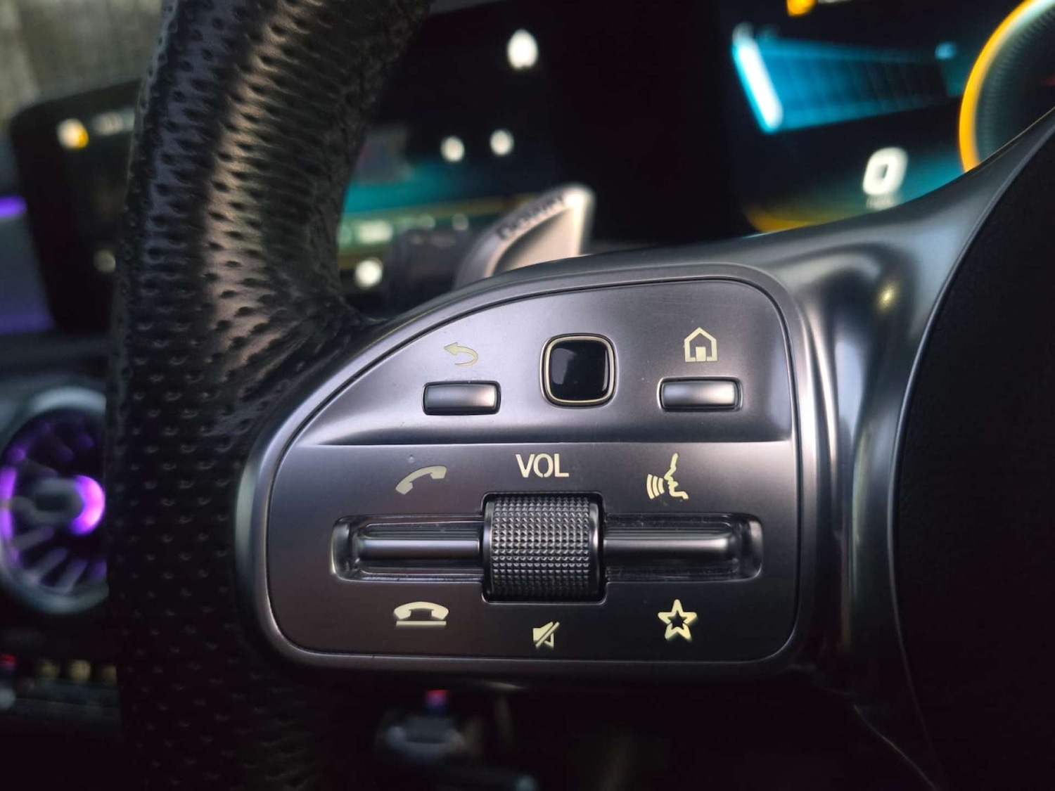 Used Mercedes-Benz A-Class 2019 for sale - 76862846: Photo 18