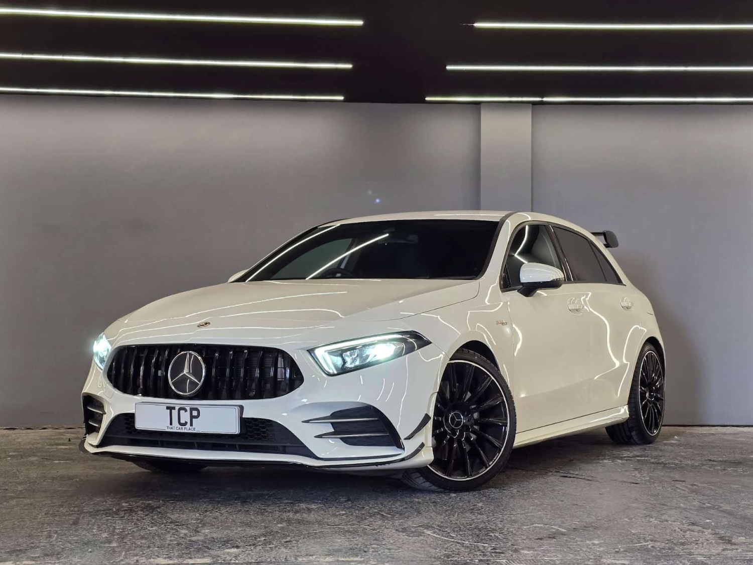Used Mercedes-Benz A-Class 2019 for sale - 76862868: Photo 2
