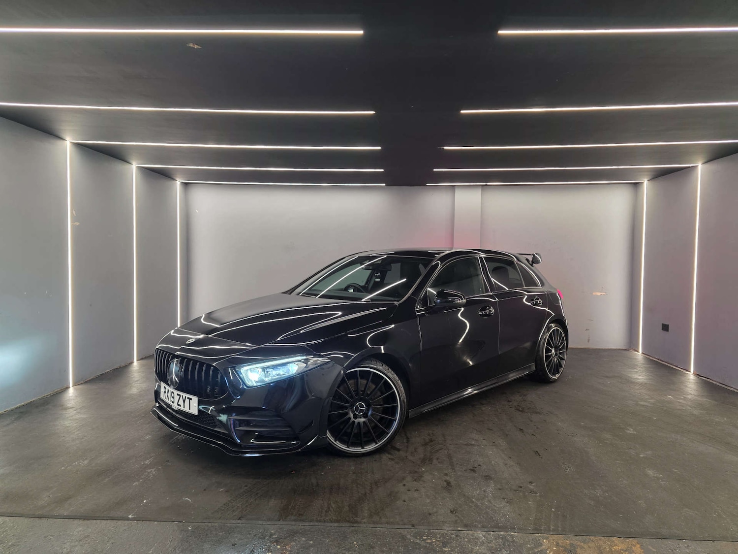 Used Mercedes-Benz A-Class 2019 for sale - 77492499: Photo 3