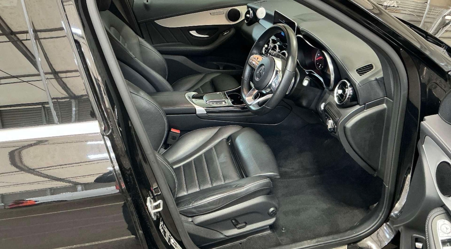 Used Mercedes-Benz GLC 2022 for sale - 76941668: Photo 7