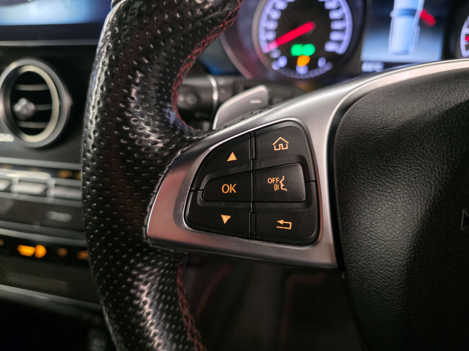 Used Mercedes-Benz GLC 2017 for sale - 77504114: Photo 22