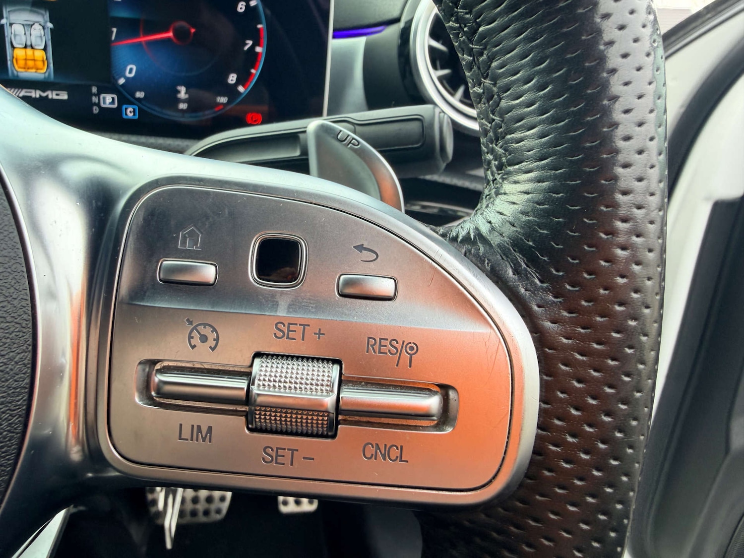 Used Mercedes-Benz A-Class 2018 for sale - 76862863: Photo 17