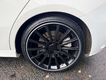 Used Mercedes-Benz A-Class 2018 for sale - 76862863: Photo