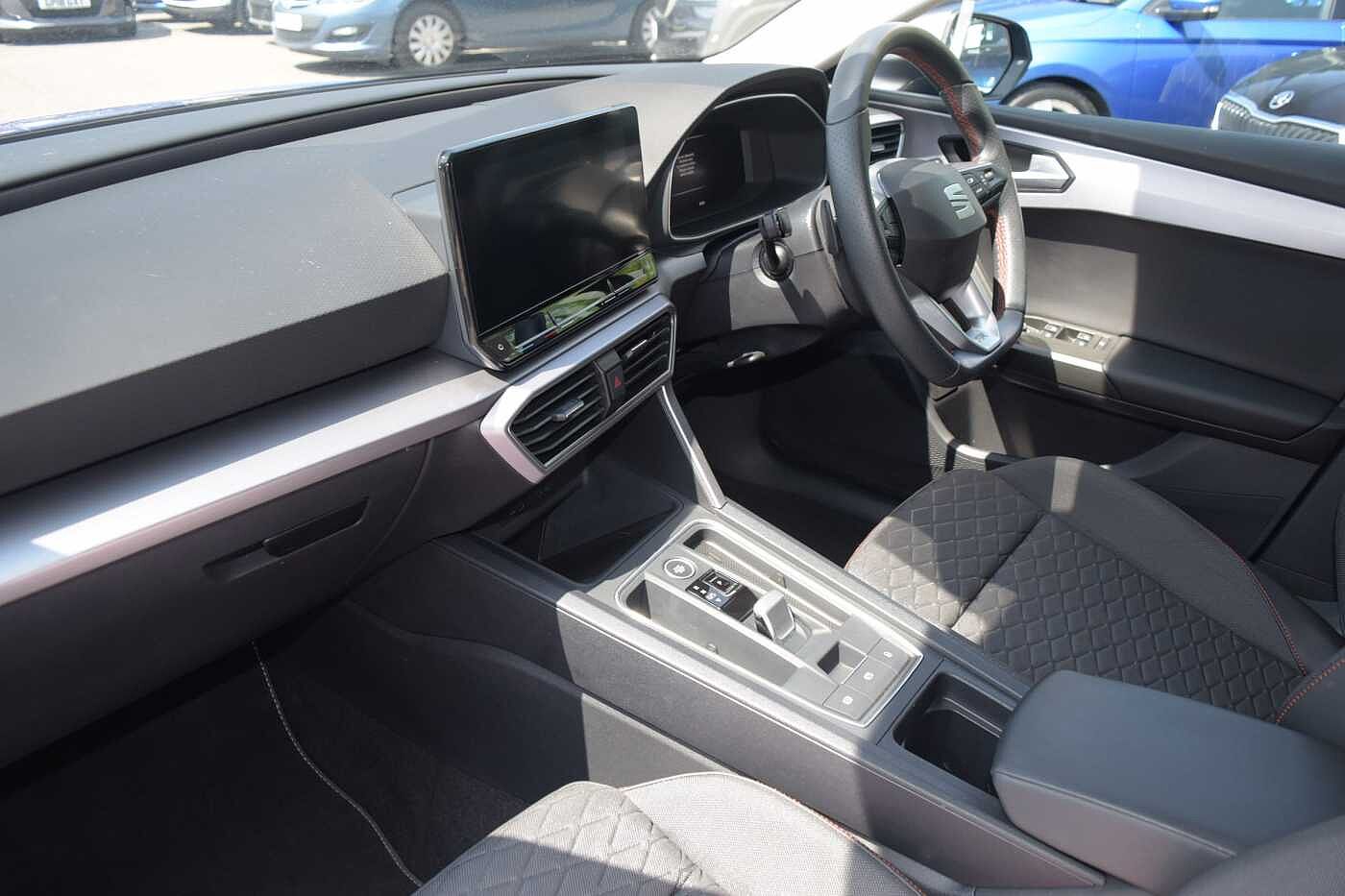 Used SEAT Leon 2024 for sale - 76677458: Photo 2