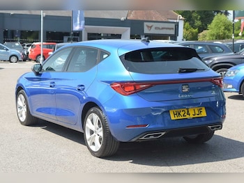 Used SEAT Leon 2024 for sale - 76677458: Photo