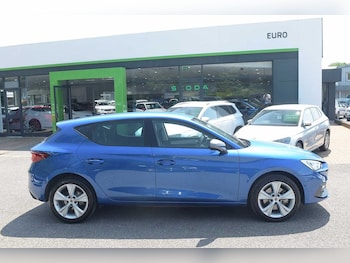 Used SEAT Leon 2024 for sale - 76677458: Photo
