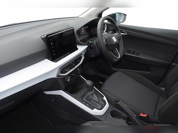 Used SEAT Arona 2024 for sale - 76676613: Photo