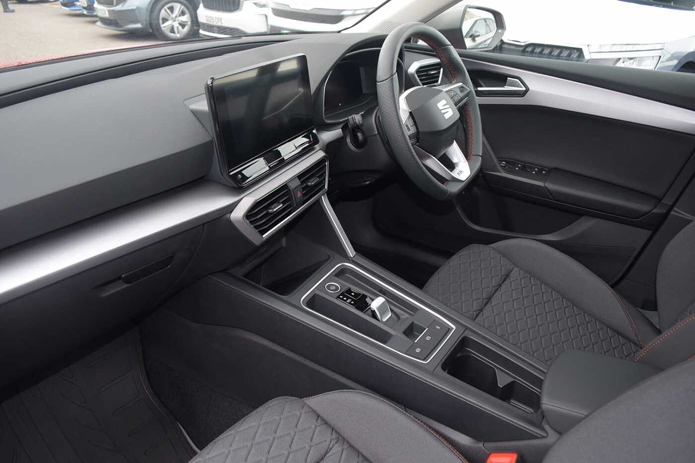 Used SEAT Leon 2024 for sale - 76676588: Photo 2