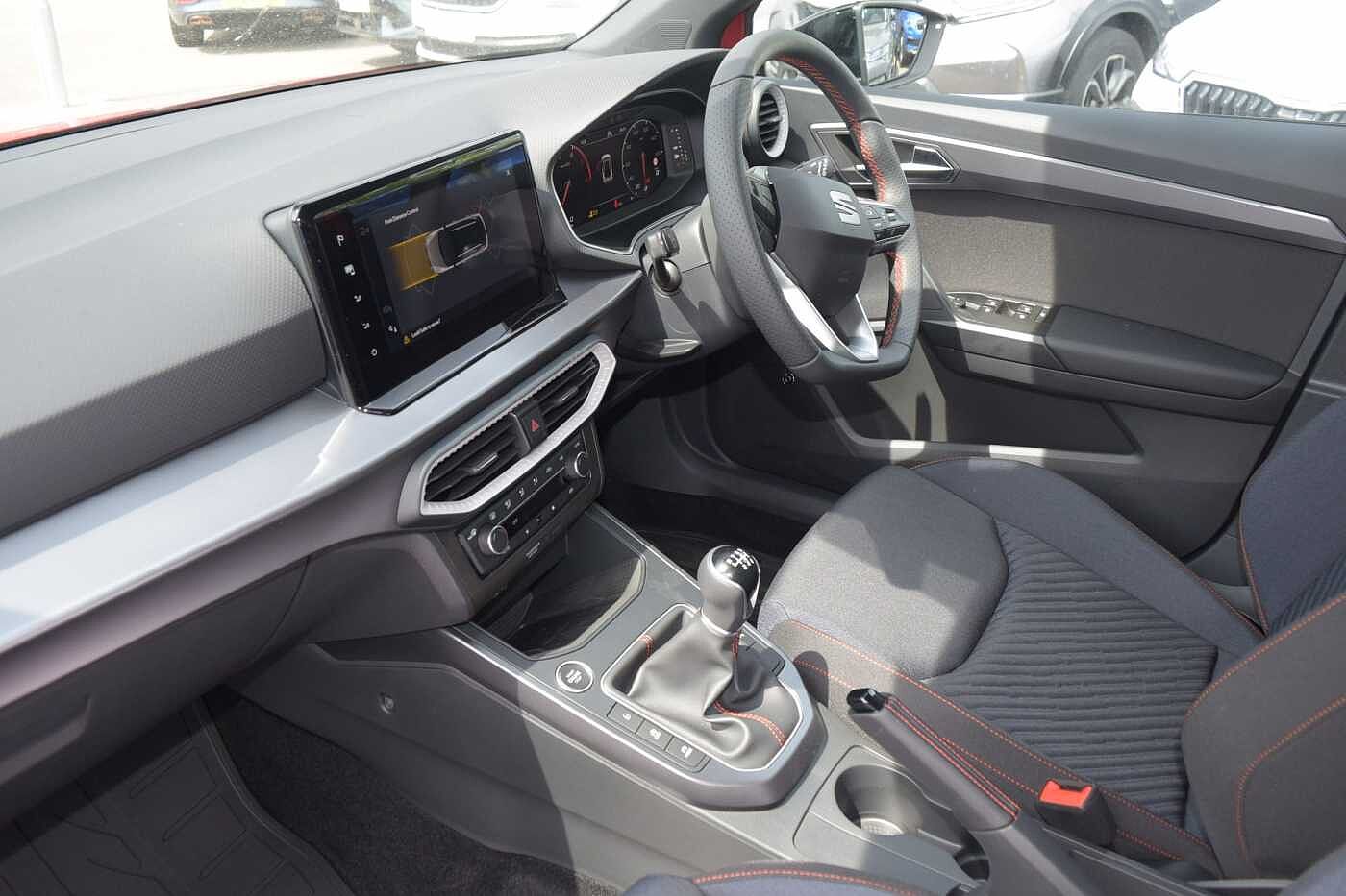 Used SEAT Arona 2024 for sale - 76676617: Photo 2