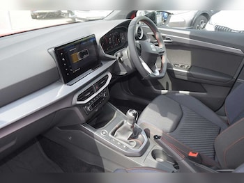 Used SEAT Arona 2024 for sale - 76676617: Photo