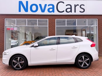 Used Volvo V40 2017 for sale - 78363881: Photo