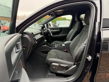 Used Volvo XC40 2024 for sale - 78362737: Photo