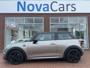 Used MINI Hatch 2019 for sale - 79075521: Photo