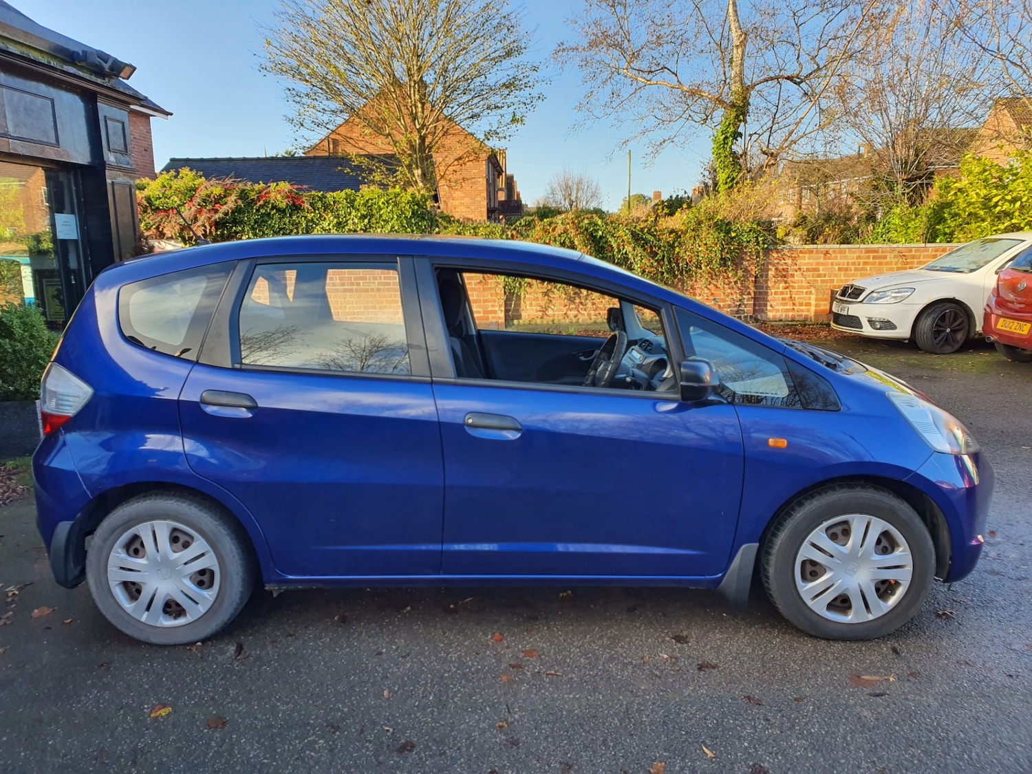 Used Honda Jazz 2009 for sale - 76693158: Photo 2
