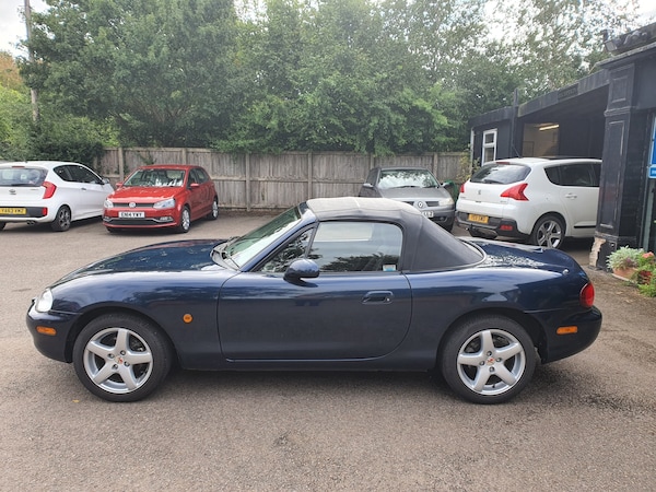Used Mazda MX-5 1998 for sale - 75380709: Photo 3