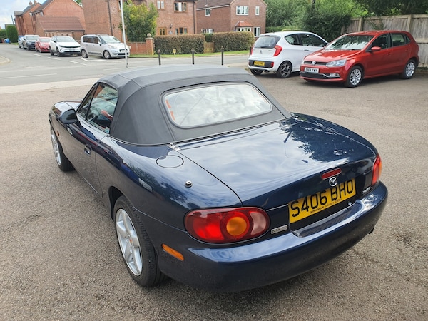 Used Mazda MX-5 1998 for sale - 75380709: Photo 4