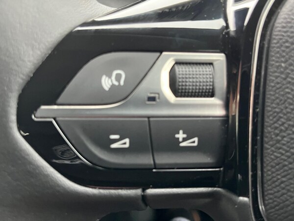 Used Peugeot 208 2023 for sale - 76270087: Photo 42