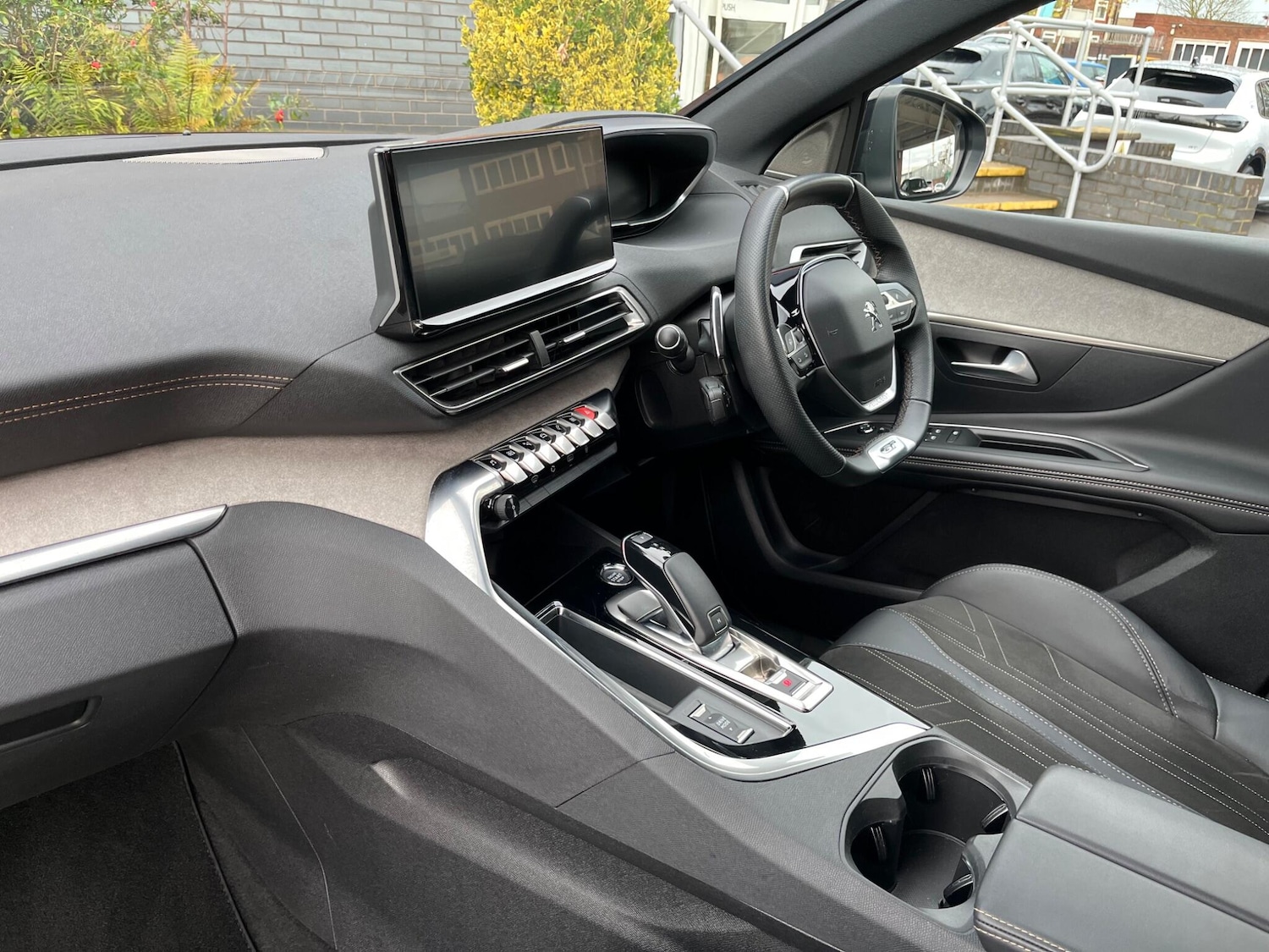 Used Peugeot 3008 for sale - 76728680: Photo 3