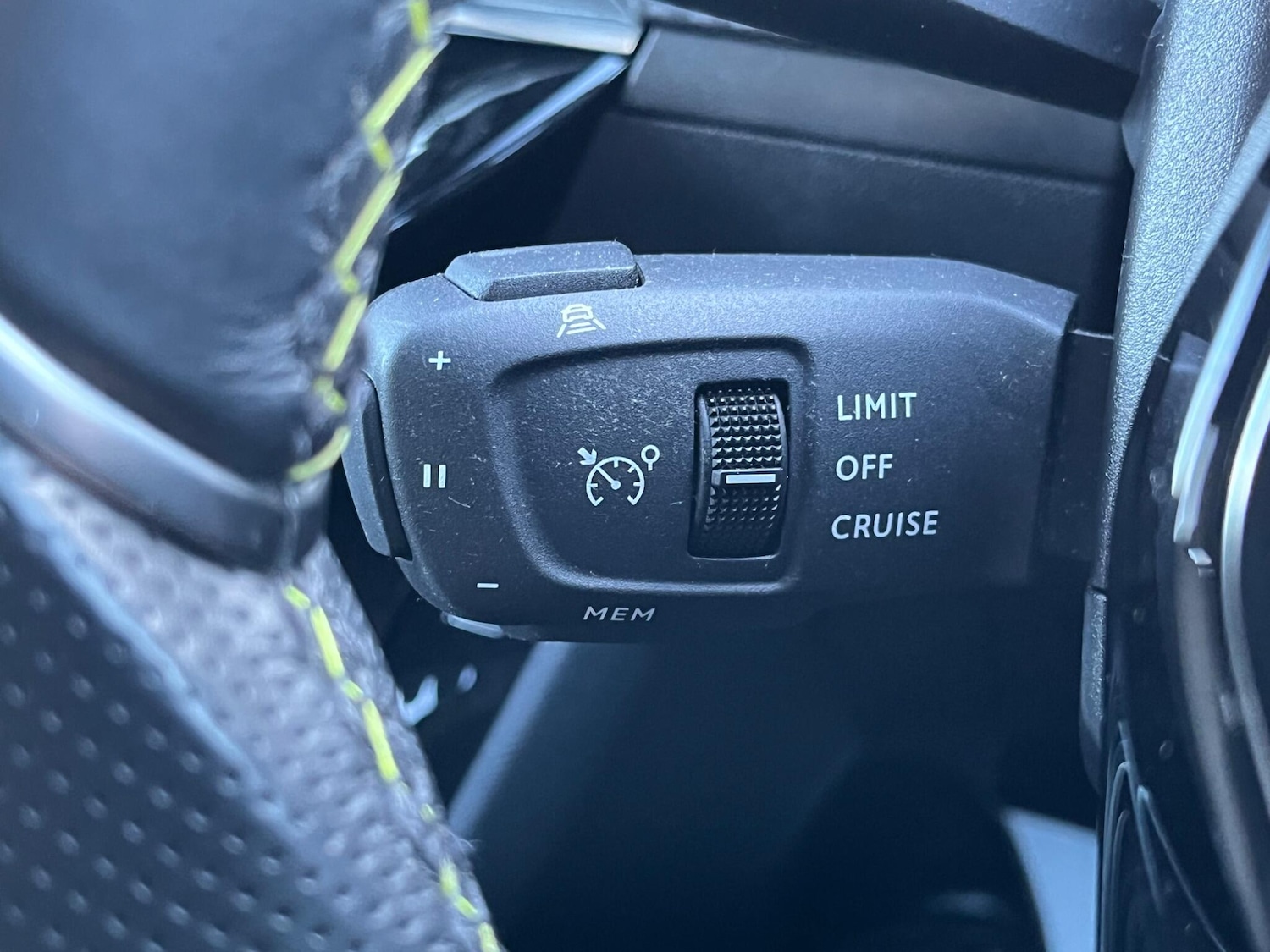 Used Peugeot 2008 2021 for sale - 76644796: Photo 47