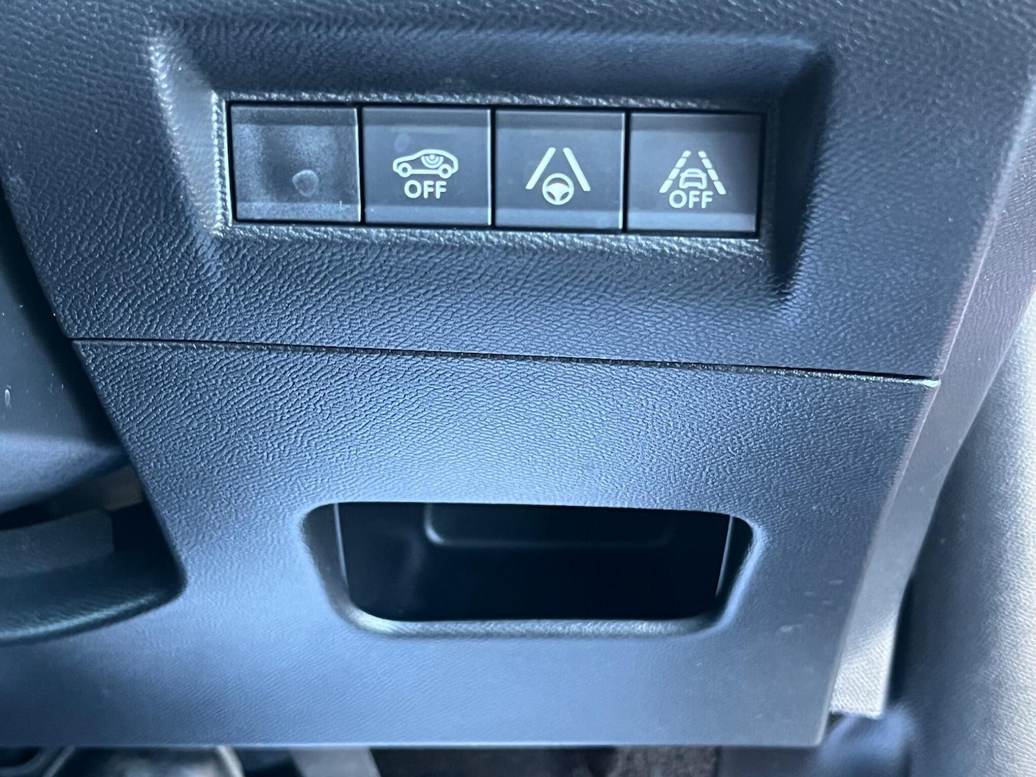 Used Peugeot 2008 2021 for sale - 76644796: Photo 50