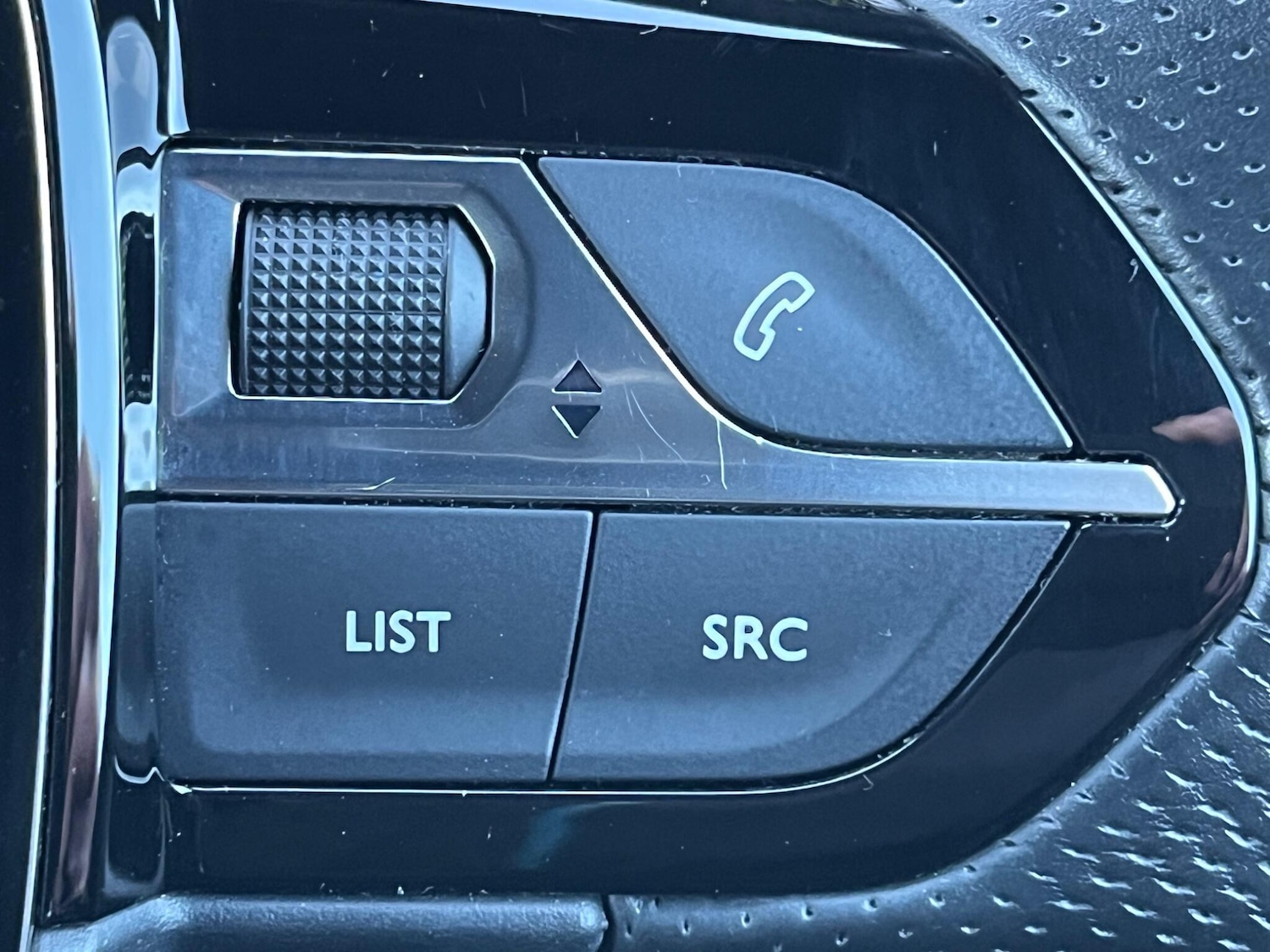 Used Peugeot 2008 2021 for sale - 76644796: Photo 51