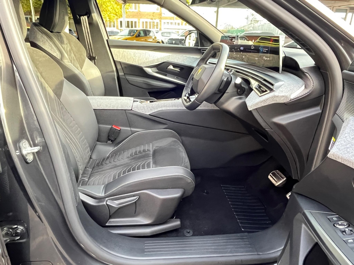 Used Peugeot 3008 2024 for sale - 76424310: Photo 13