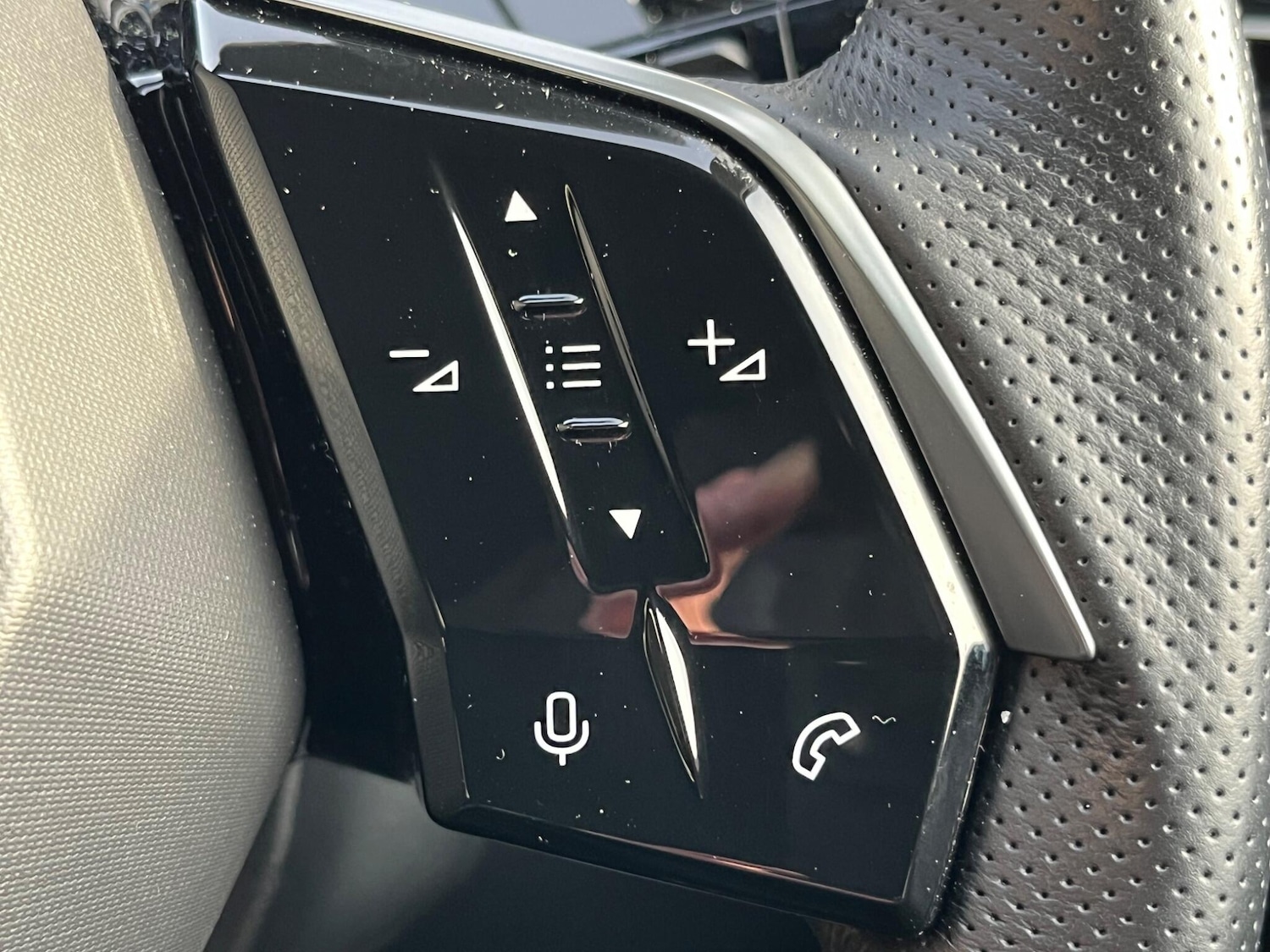 Used Peugeot 3008 2024 for sale - 76424310: Photo 45