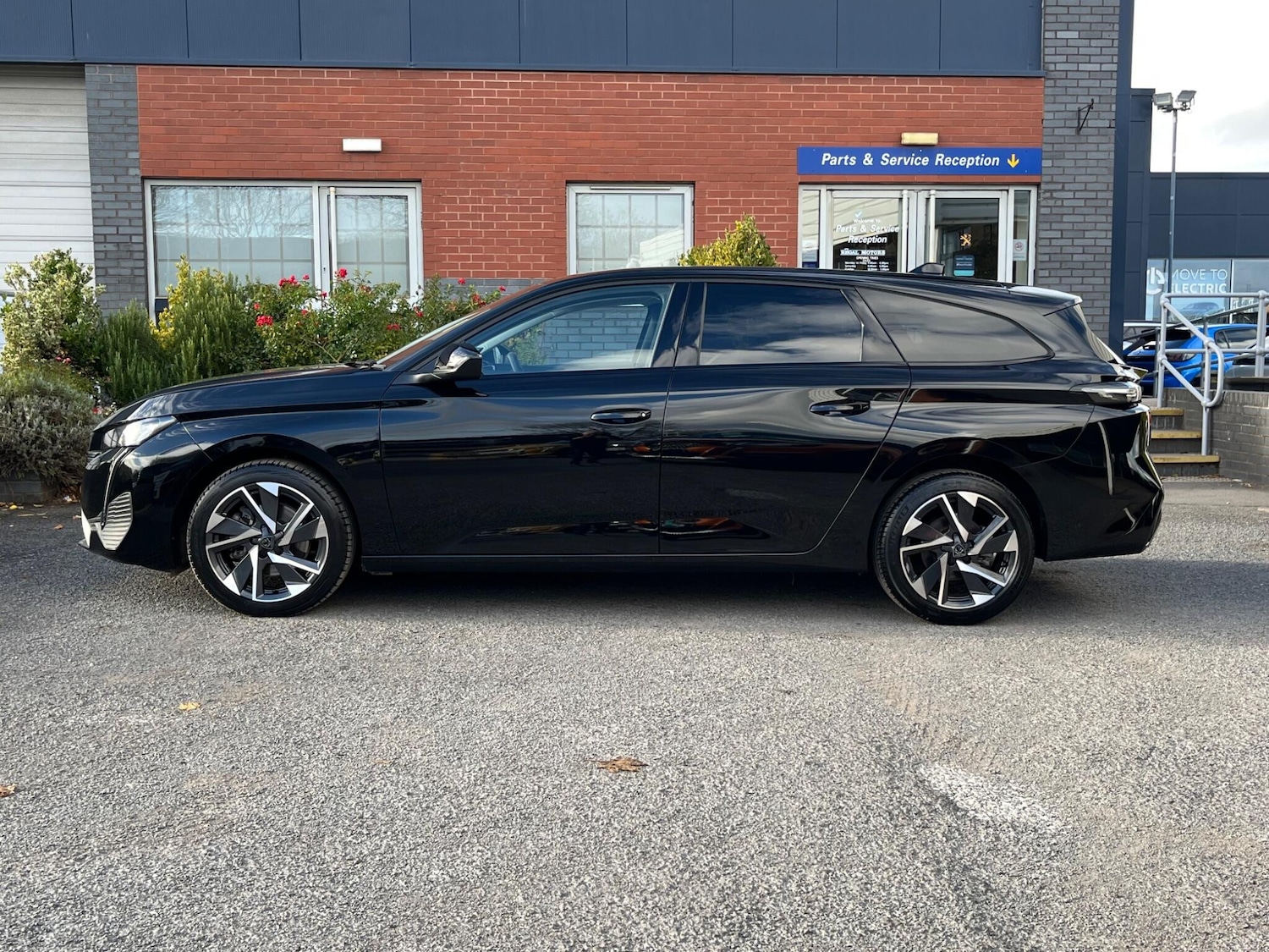 Used Peugeot 308 SW 2024 for sale - 76389182: Photo 33