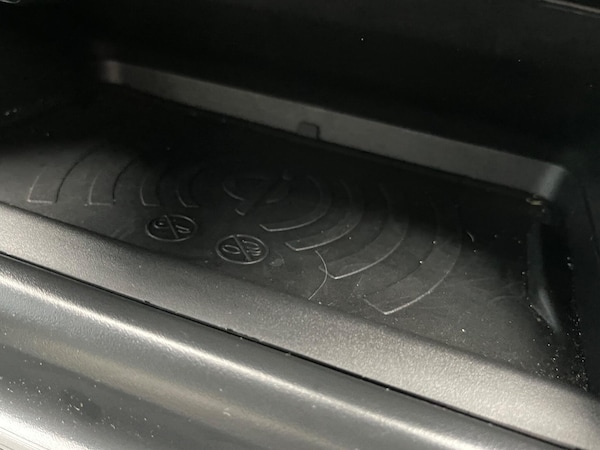 Used Peugeot E-2008 2021 for sale - 76306882: Photo 48