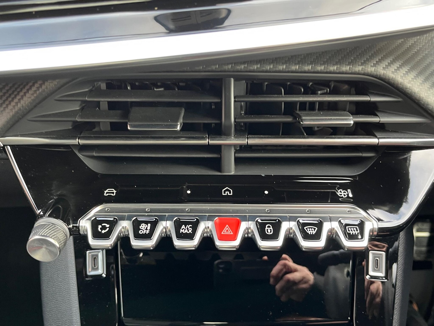 Used Peugeot 208 2024 for sale - 76388369: Photo 37