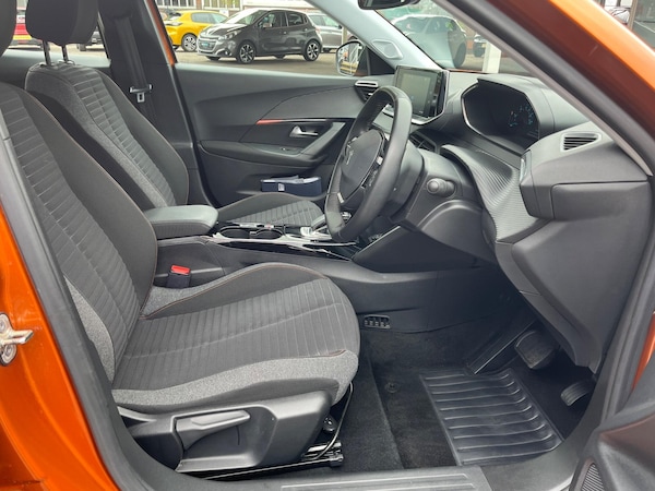 Used Peugeot E-2008 2021 for sale - 76260005: Photo 13