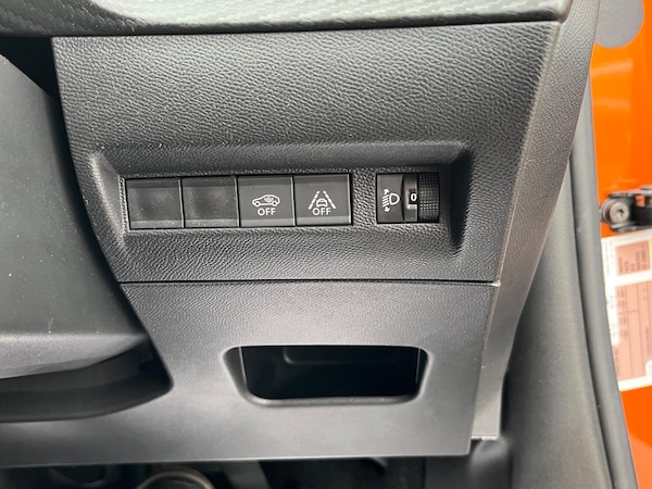 Used Peugeot E-2008 2021 for sale - 76260005: Photo 51