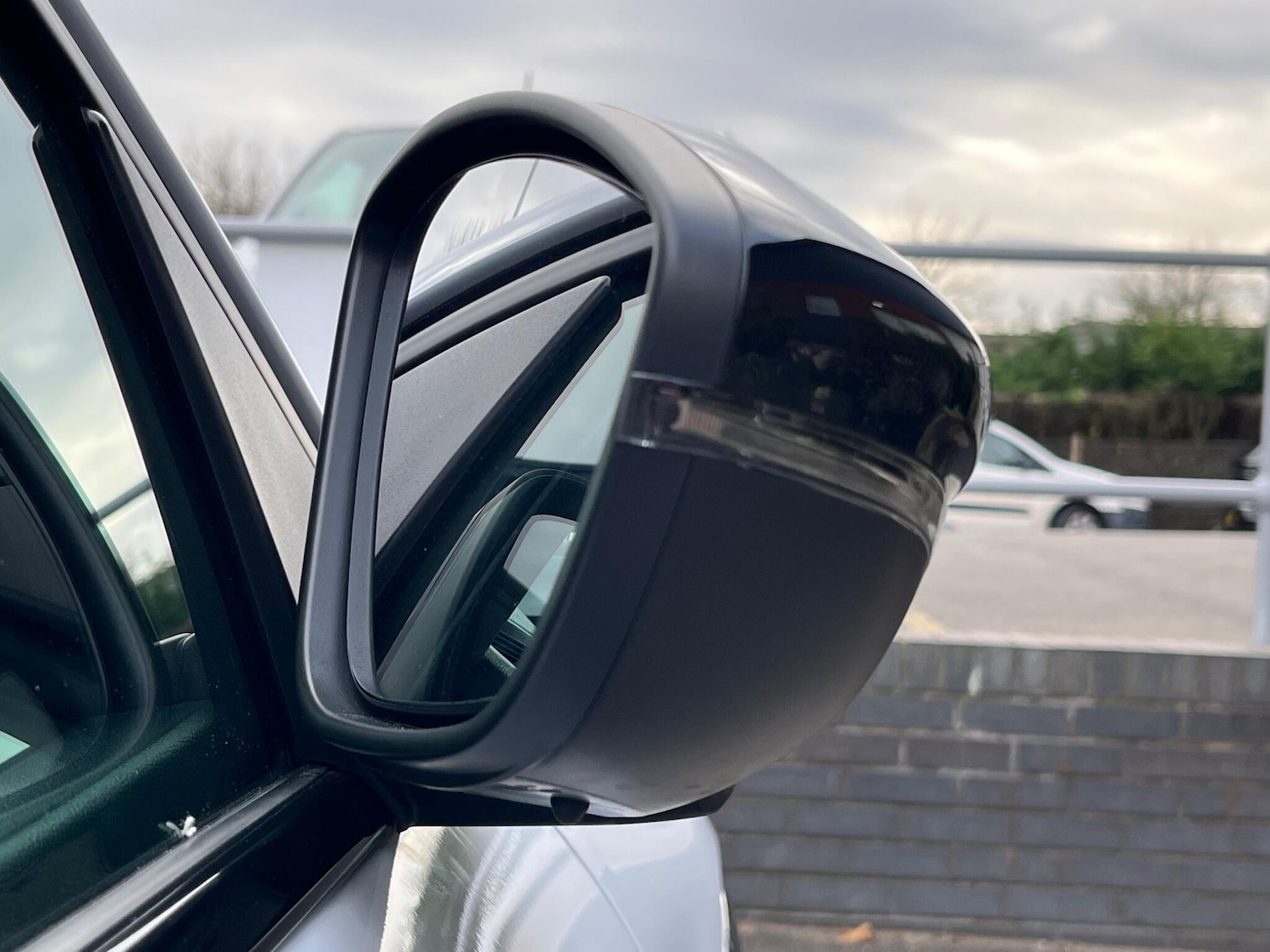 Used Peugeot E-208 2025 for sale - 76619689: Photo 40