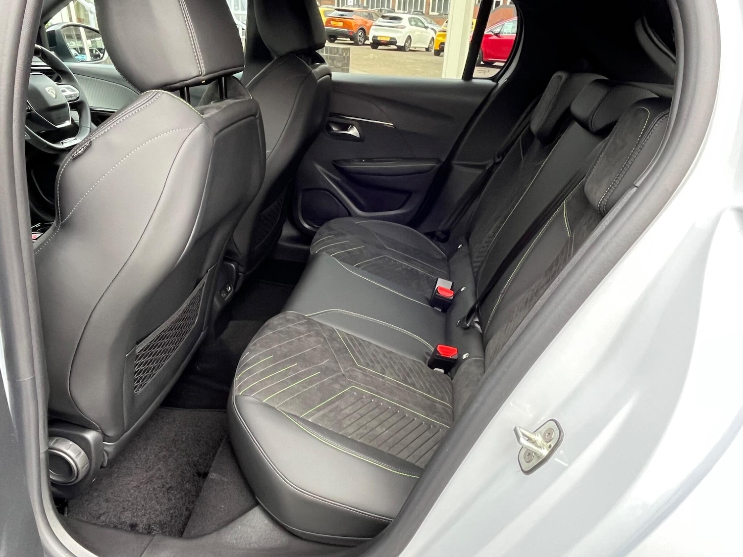 Used Peugeot E-208 2025 for sale - 76619689: Photo 58