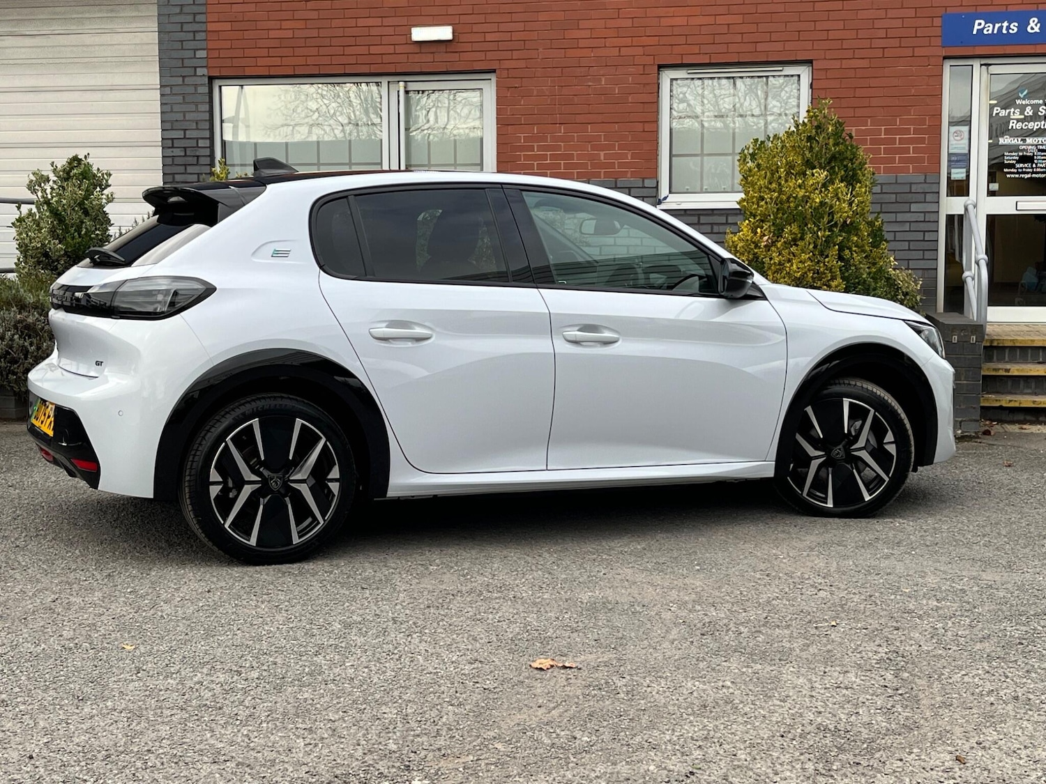 Used Peugeot E-208 2025 for sale - 76619689: Photo 62