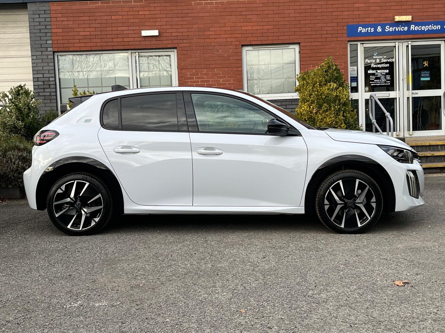 Used Peugeot E-208 2025 for sale - 76619689: Photo 7