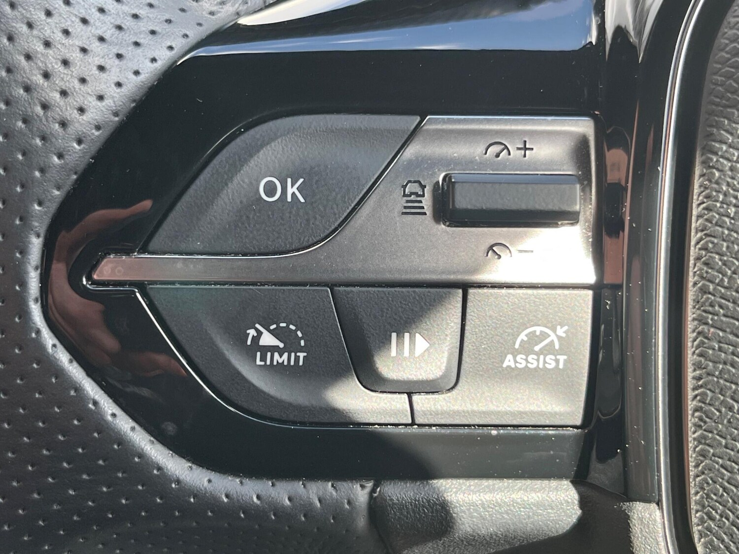 Used Peugeot 308 SW 2022 for sale - 76188756: Photo 40