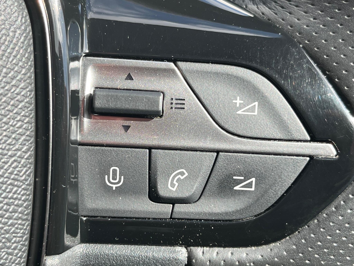 Used Peugeot 308 SW 2022 for sale - 76188756: Photo 42