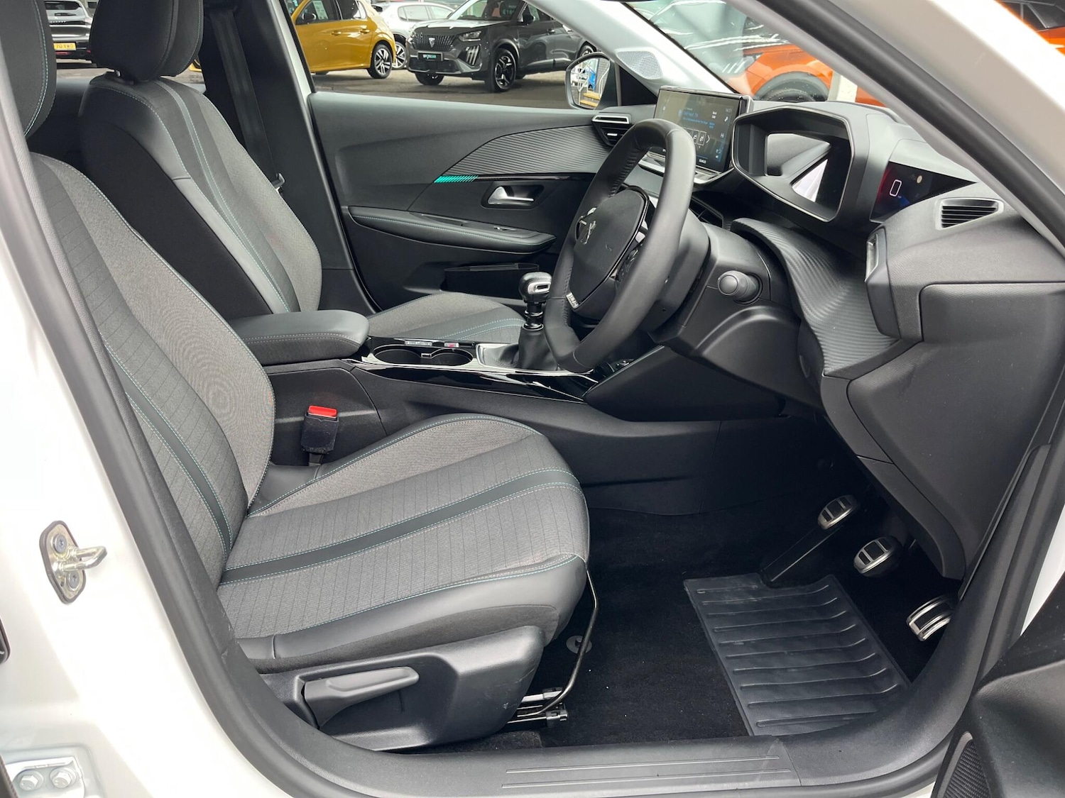 Used Peugeot 208 2023 for sale - 76389244: Photo 12