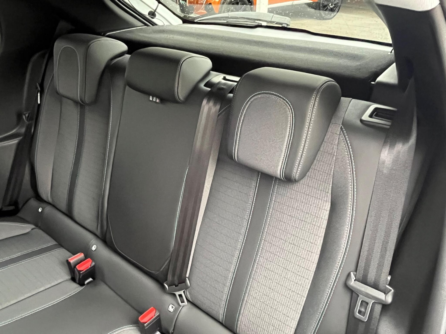 Used Peugeot 208 2023 for sale - 76389244: Photo 8