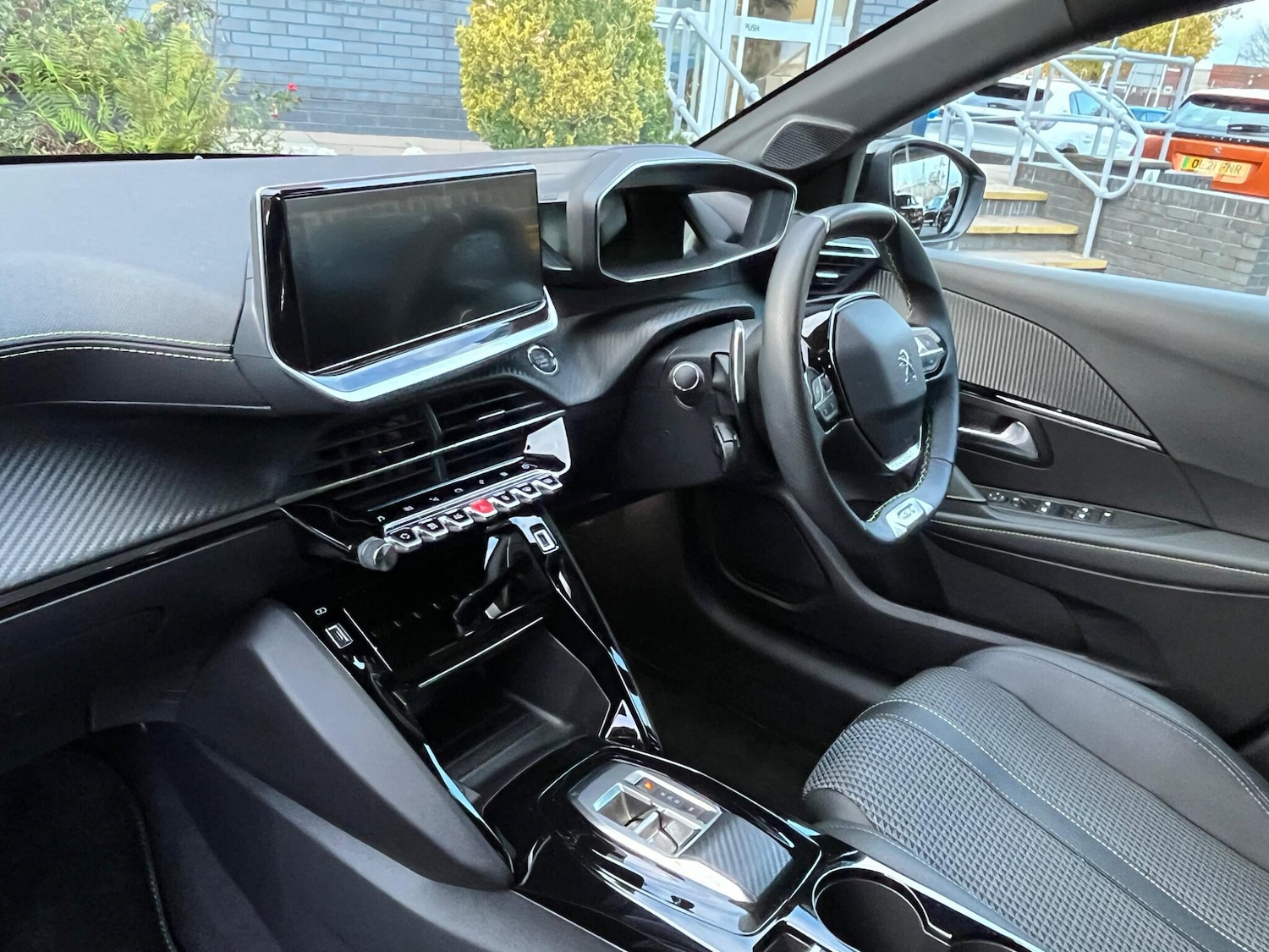 Used Peugeot 208 2023 for sale - 76538467: Photo 3