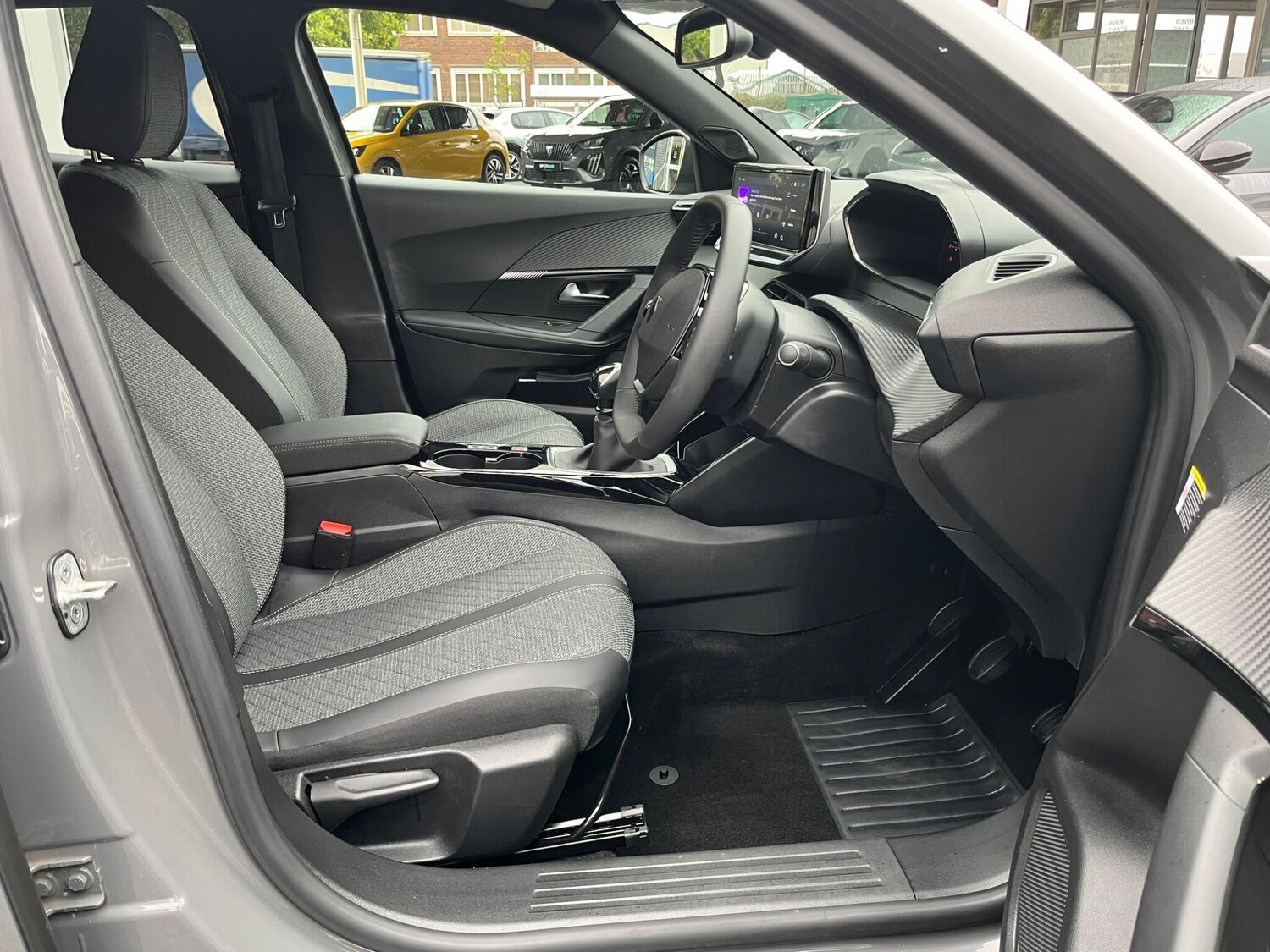 Used Peugeot 2008 2024 for sale - 76270933: Photo 13