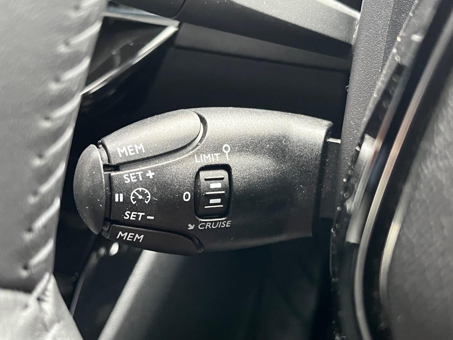 Used Peugeot 2008 2024 for sale - 76270933: Photo 44